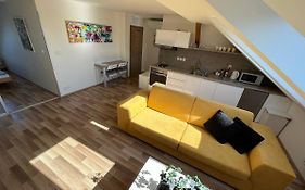 Apartmany Skryjova